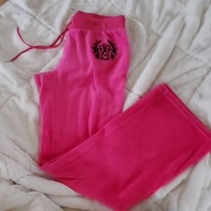 Juicy Couture bright pink, velvet loungers